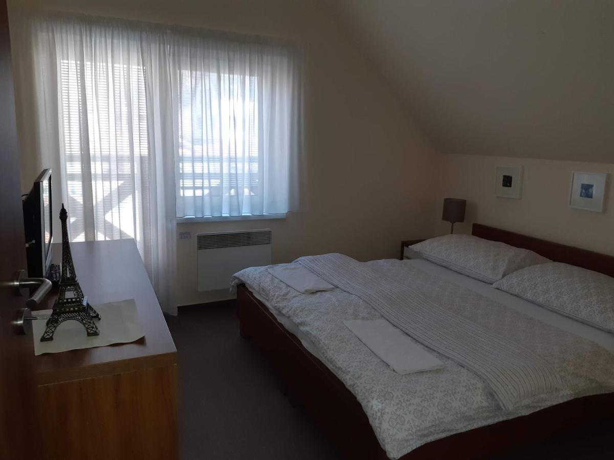 Penzion Hastrman Banska Bystrica Exterior photo